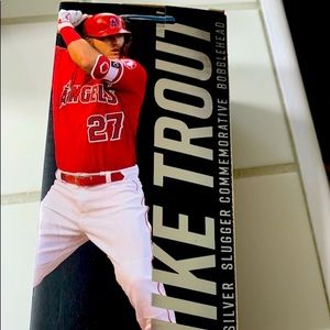 Mike trout angels 2018 silver slugger bobblehead